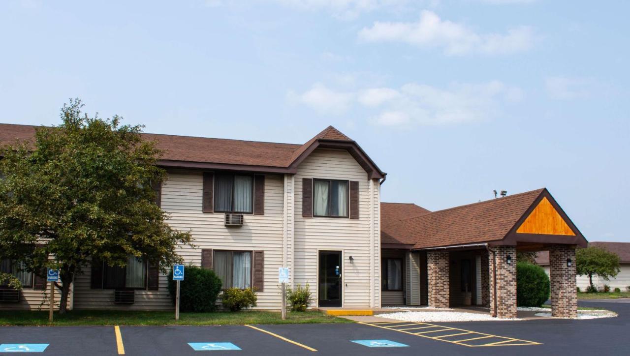 Magnuson Hotel Country Inn Ishpeming Exterior foto